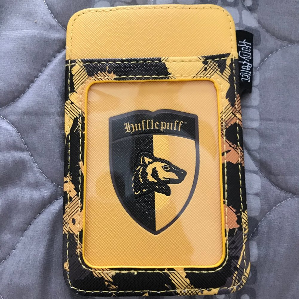 Harry Potter Hufflepuff Crest Cardholder